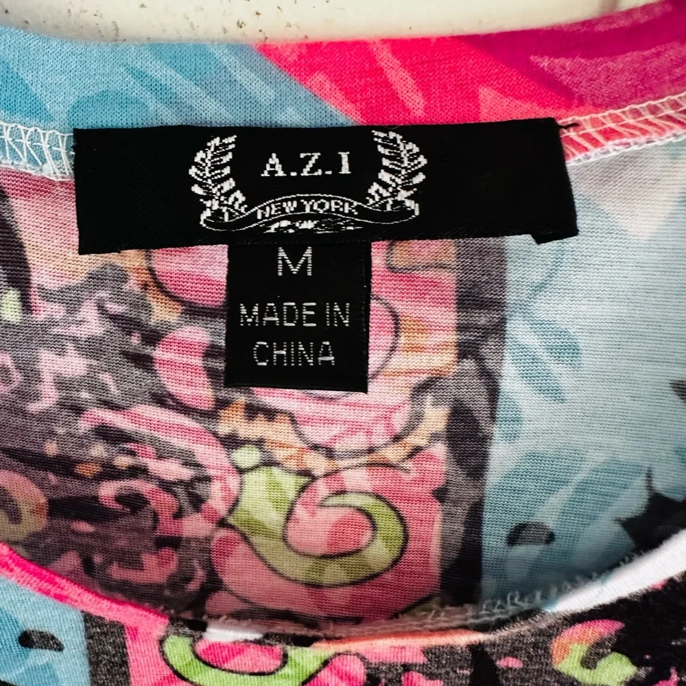 AZI NY Colorful Graphic Blue Pink Lightweight Blingy Tee Sz M - Picture 2 of 7